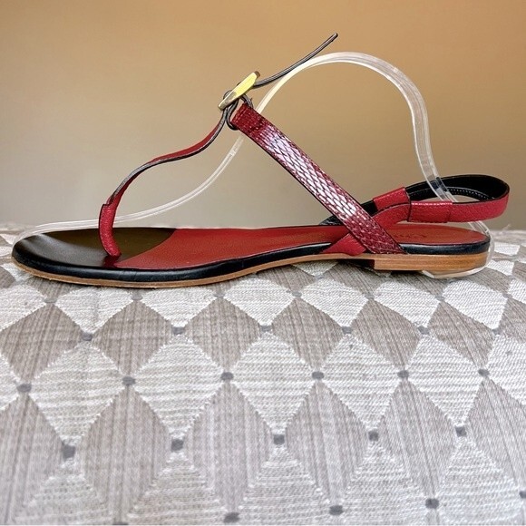 Chloe Brick Red Snakeskin Print Gold Buckle T Strap Sandals EU 37.5 US 7 - 7.5 - Picture 1 of 16